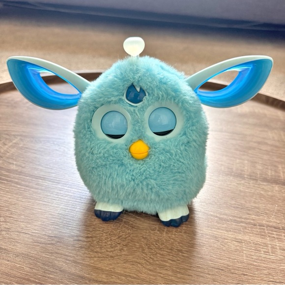 Furby Connect Talking Interactive Toy Bluetooth 2016 WORKS Blue - Picture 3 of 8